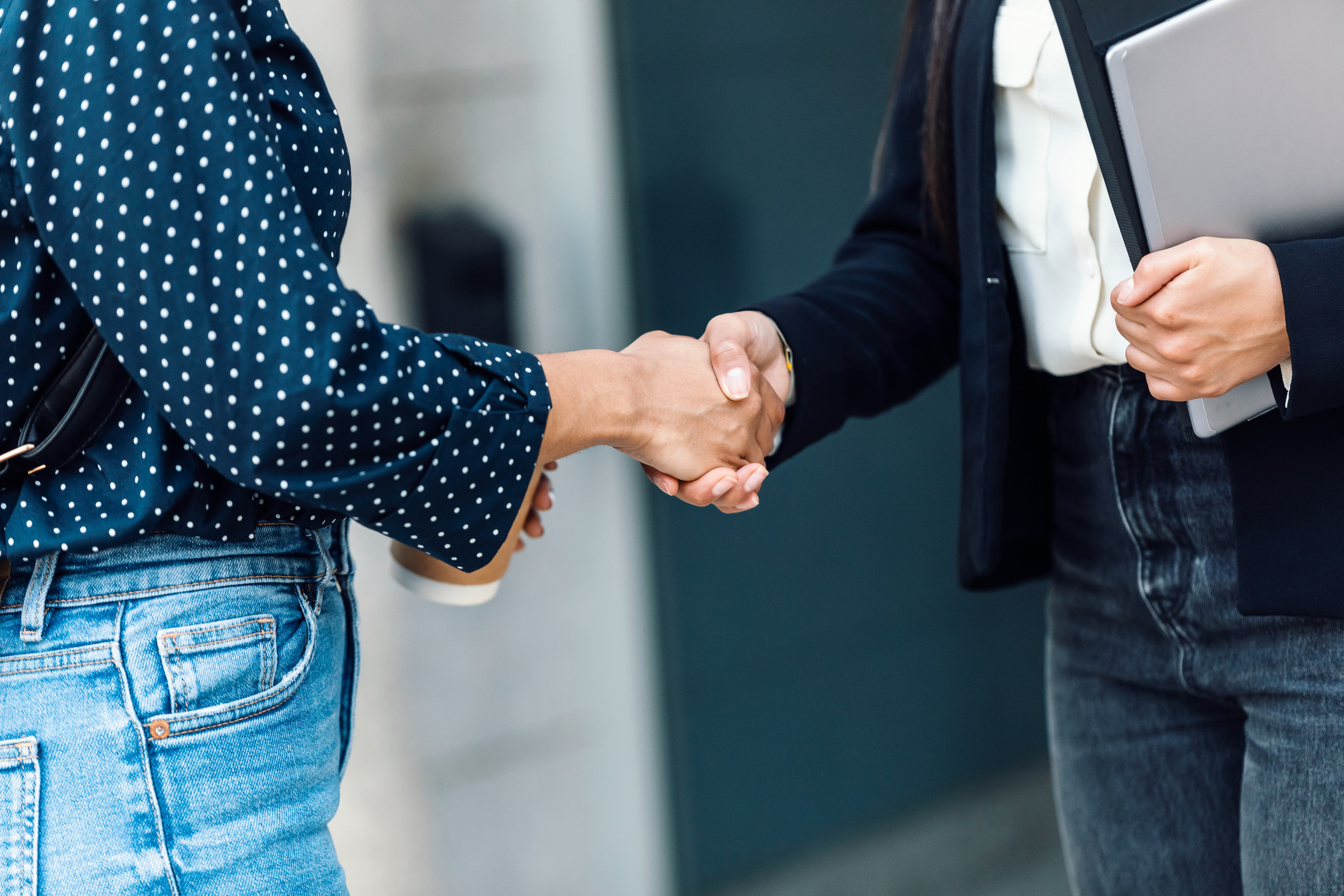 Umgangsformen in der Gesellschaft der modernen Zeit